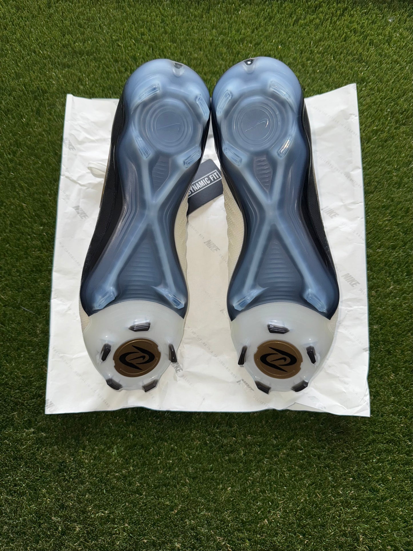 Nike Phantom GX 2 Luna FG