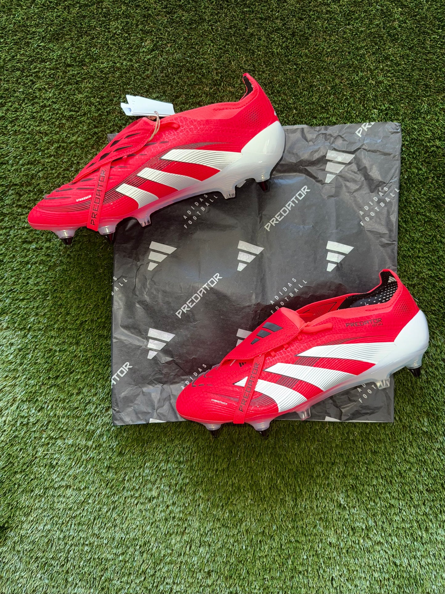 Adidas Predator FT SG Lucid Red