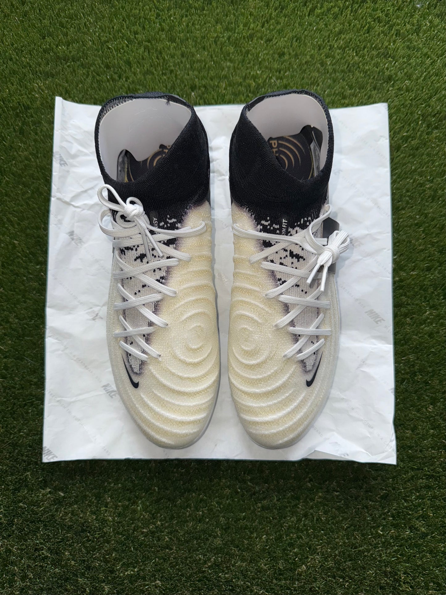 Nike Phantom GX 2 Luna FG
