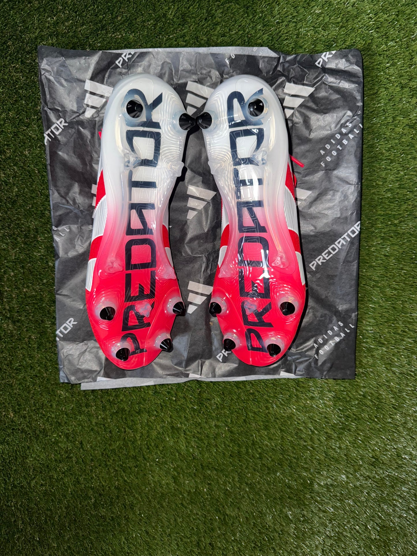 Adidas Predator Elite SG Laced Lucid Red