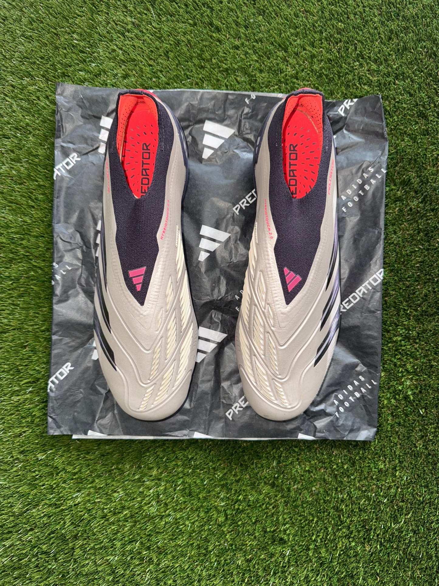 Adidas Predator Elite LL SG Carbon/Platin/Aura Black