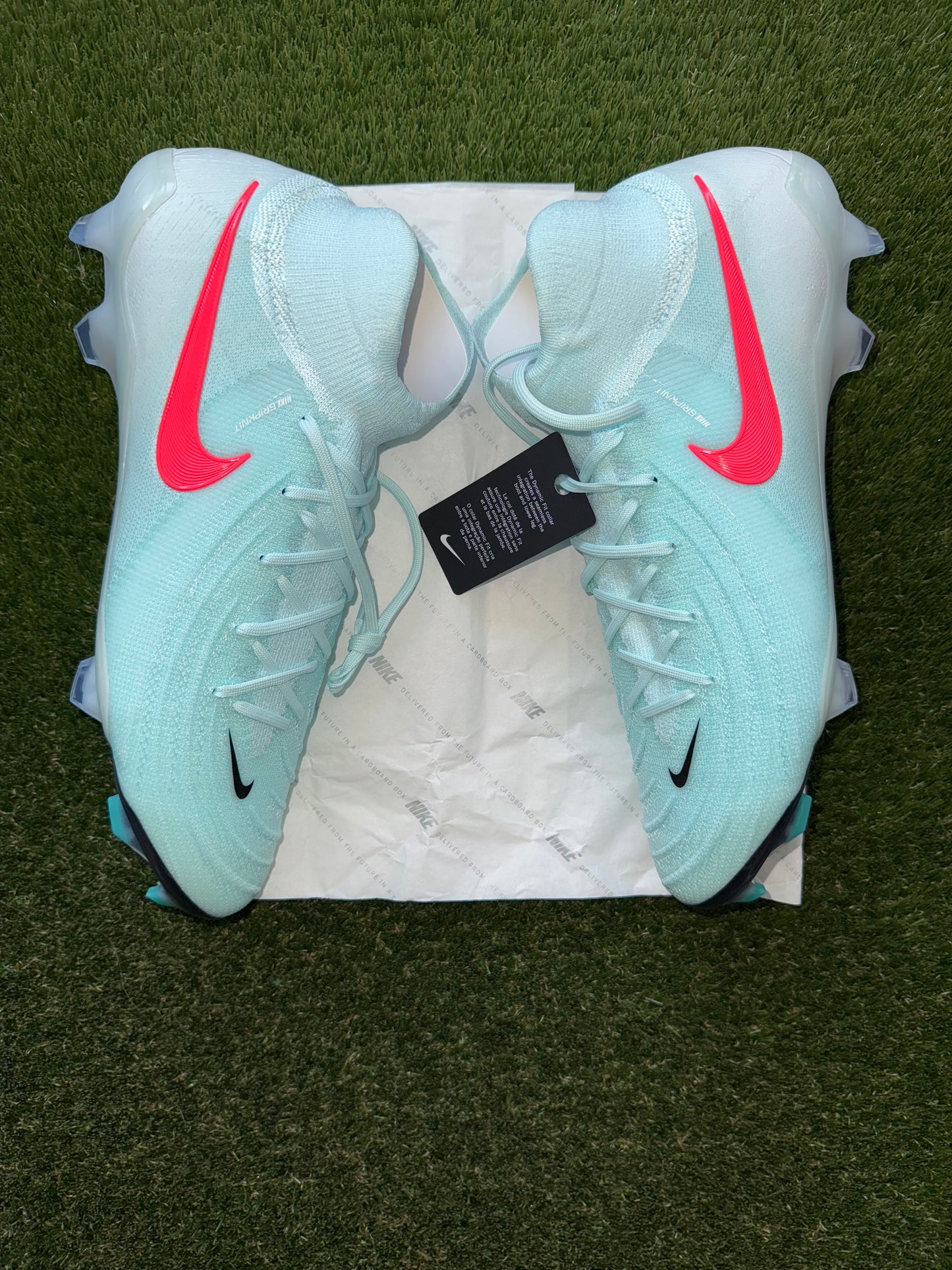 Nike Phantom Luna II Elite FG Mint/Atomic Red