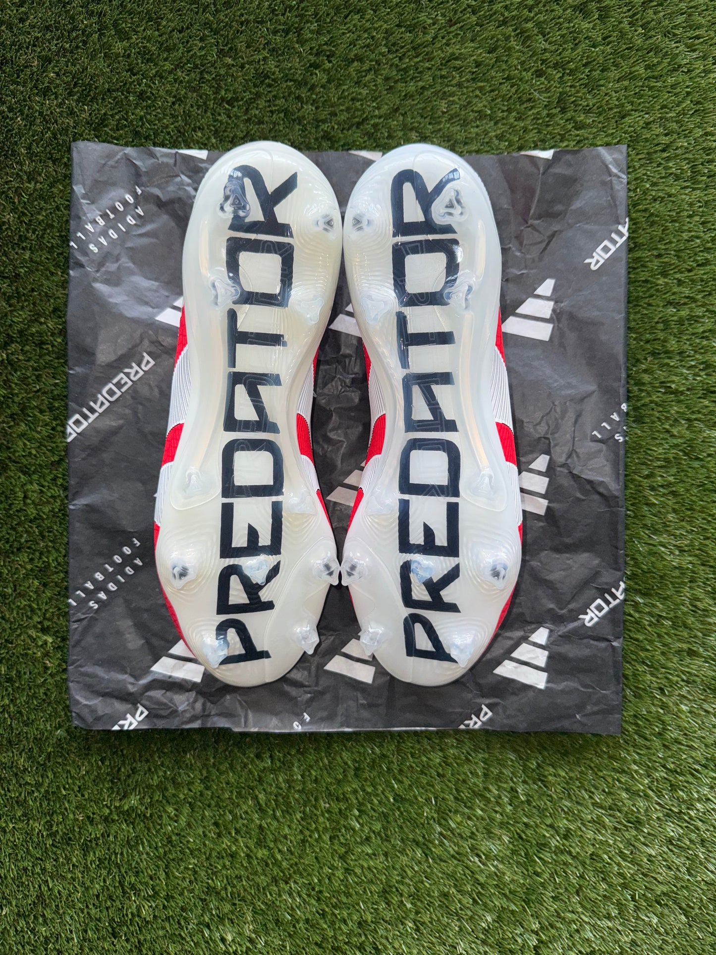 Adidas Predator Elite Laceless FG Lucid Red