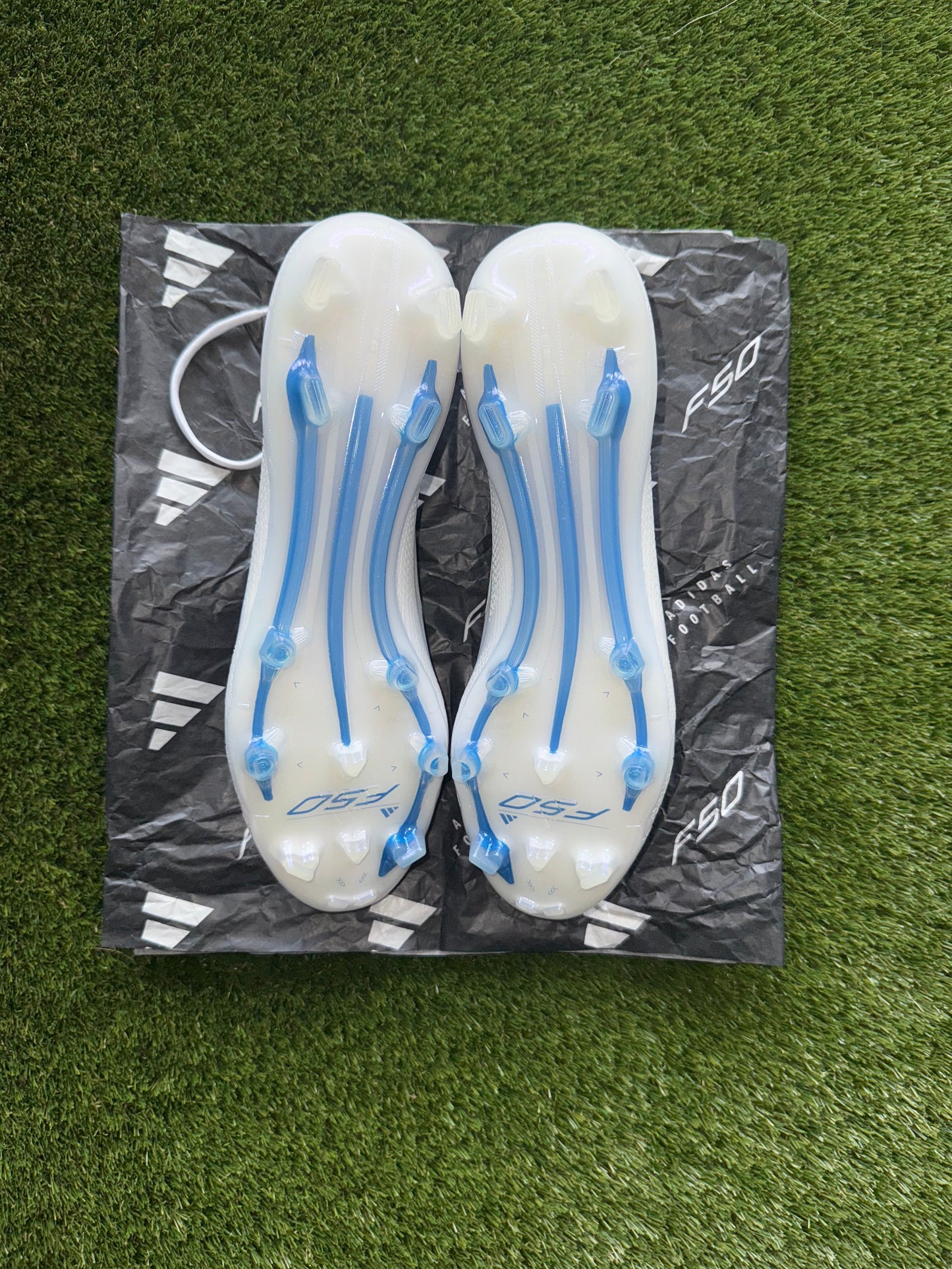 Adidas F50 Elite FG Polar Pack White/Blue Laced
