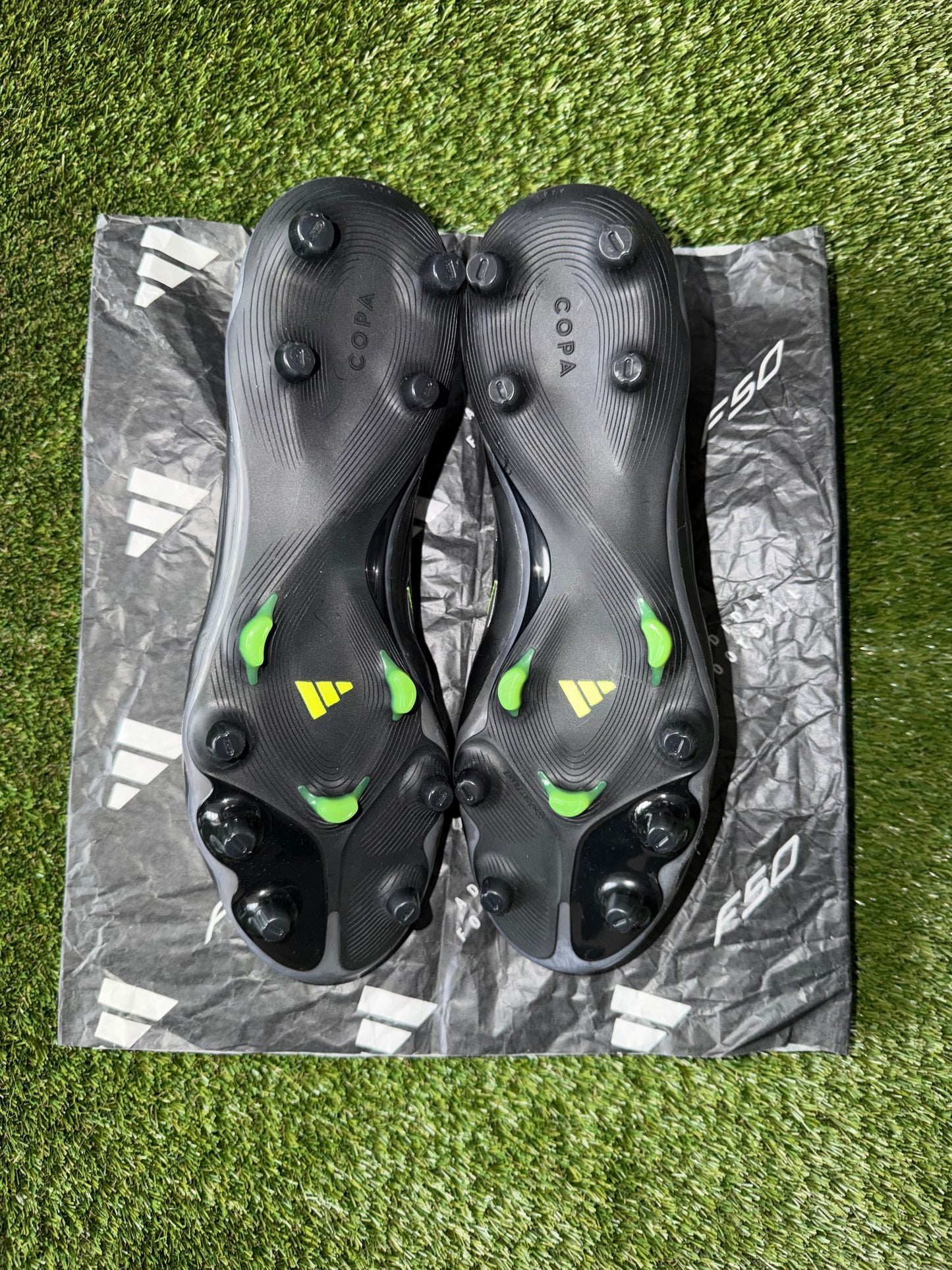 Adidas Copa Pure 3 Elite Laceless FG Black/Grey/Lemon
