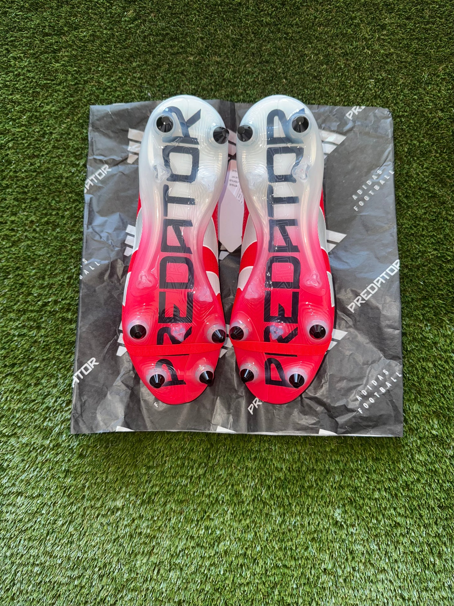 Adidas Predator FT SG Lucid Red