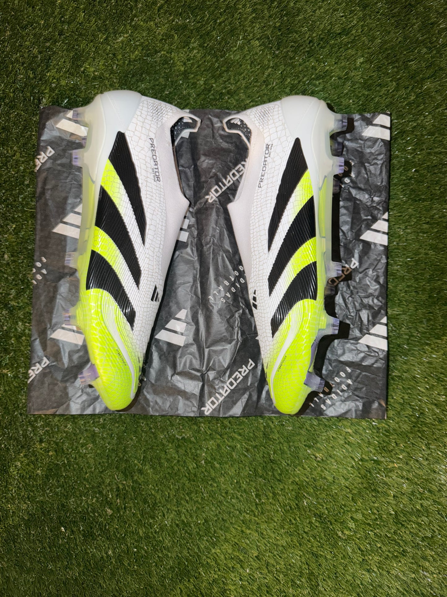 Adidas Predator Elite Laceless FG White / Black / Lemon