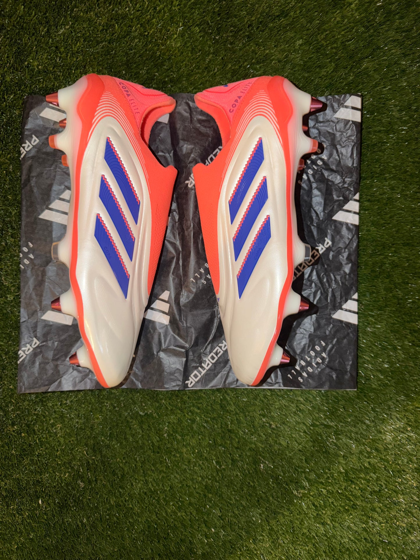 Adidas Copa Pure 3 Elite Laceless SG Off White / Blue / Orange